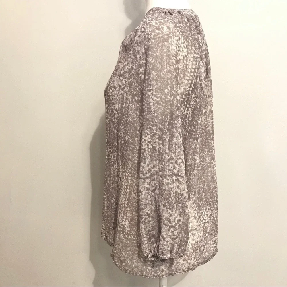 ZOA New York Snakeskin Print Blouse Gray XS Sheer - Picture 4 of 7